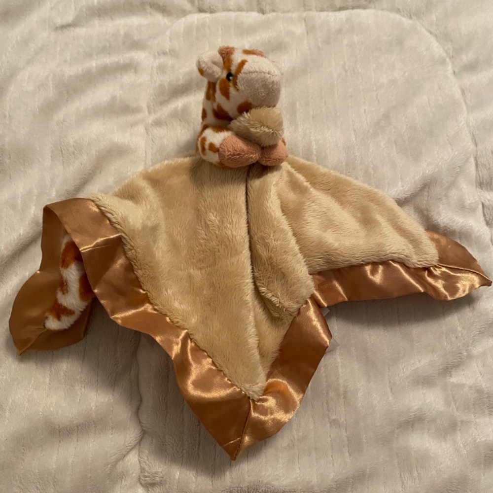 Cloud B Giraffe Peekaboo Lovie Satin Trim Tan Gold Baby Lovey Security Blanket